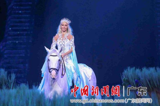 苹果股价还能再涨三成！分析师称：Vision Pro标志其真正进军AI