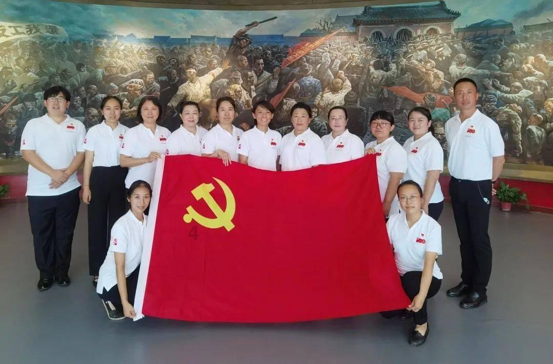 钢琴大师郎朗为什么要娶名不见经传的吉娜？仅仅只是因为吉娜的外表吗？游戏画面